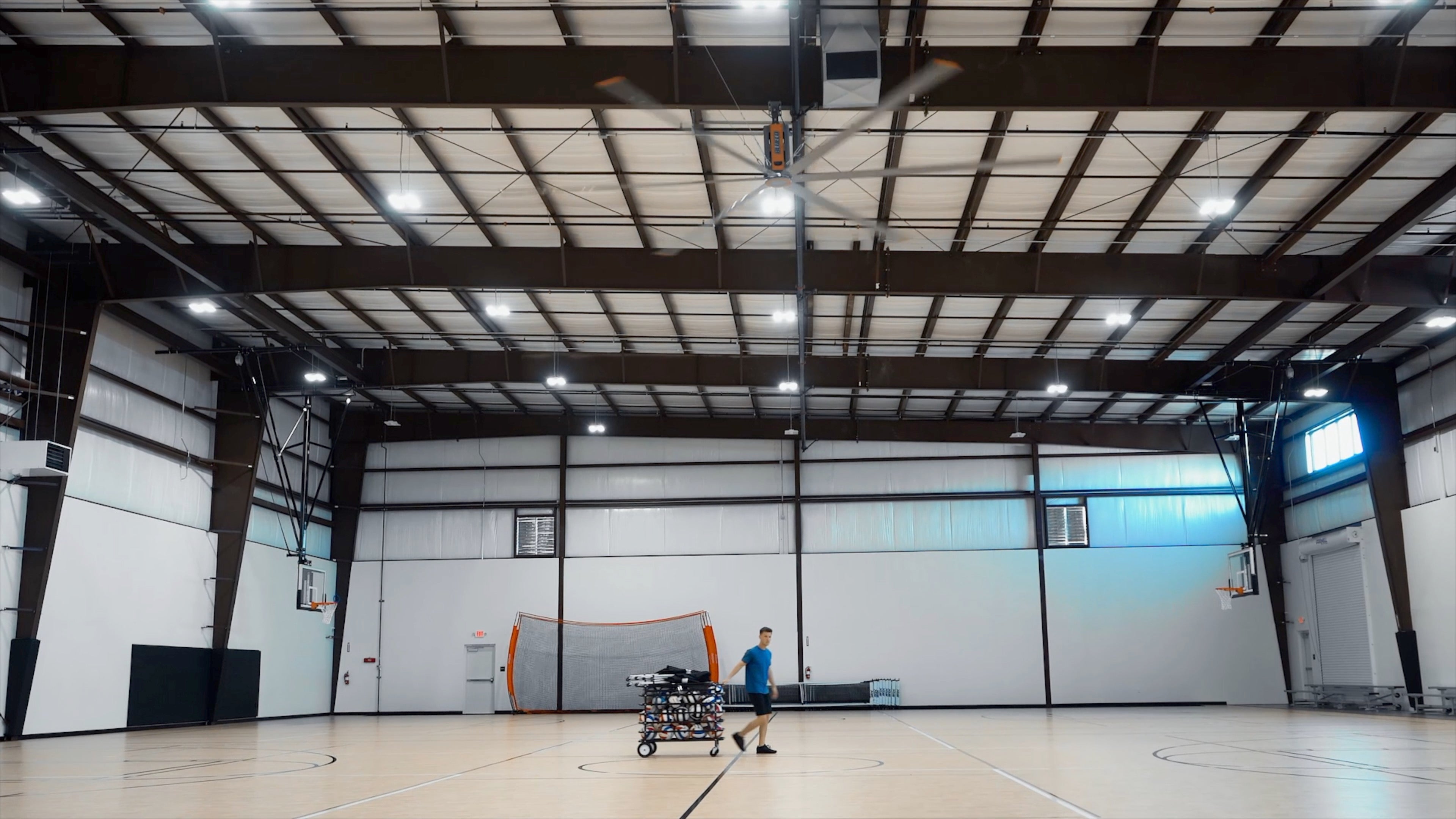 The Importance of Air Circulation in Warehouses with HVLS Fans